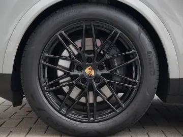 Porsche E-Hybrid Coupé INNODRIVE-LUFTF-PANO-MASSAGE