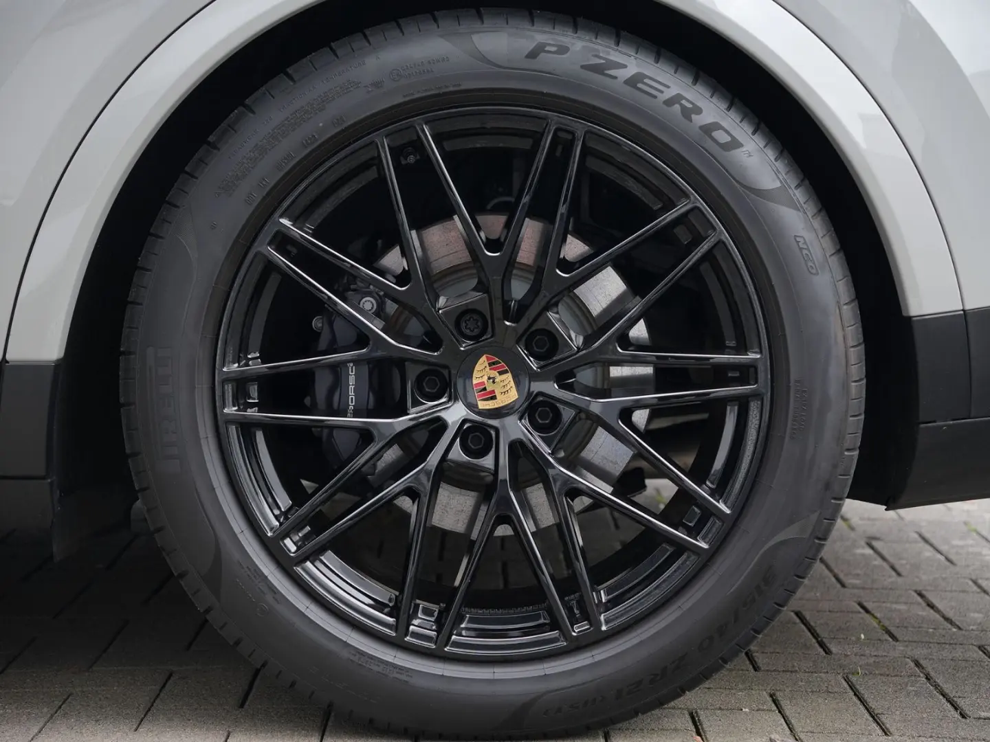 Porsche E-Hybrid Coupé INNODRIVE-LUFTF-PANO-MASSAGE