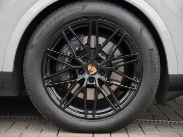 Porsche E-Hybrid Coupé INNODRIVE-LUFTF-PANO-MASSAGE