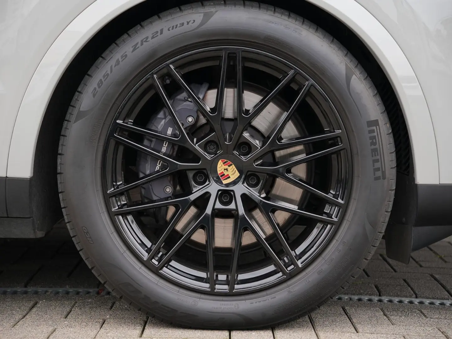 Porsche E-Hybrid Coupé INNODRIVE-LUFTF-PANO-MASSAGE