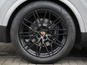 Porsche E-Hybrid Coupé INNODRIVE-LUFTF-PANO-MASSAGE