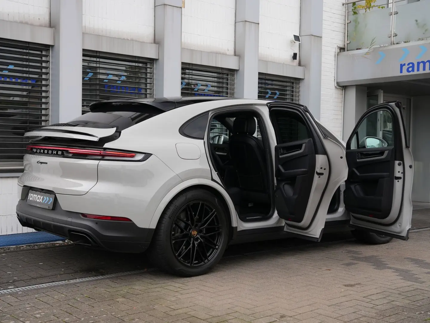 Porsche E-Hybrid Coupé INNODRIVE-LUFTF-PANO-MASSAGE