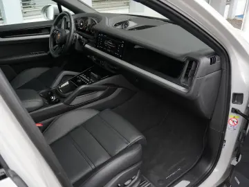 Porsche E-Hybrid Coupé INNODRIVE-LUFTF-PANO-MASSAGE