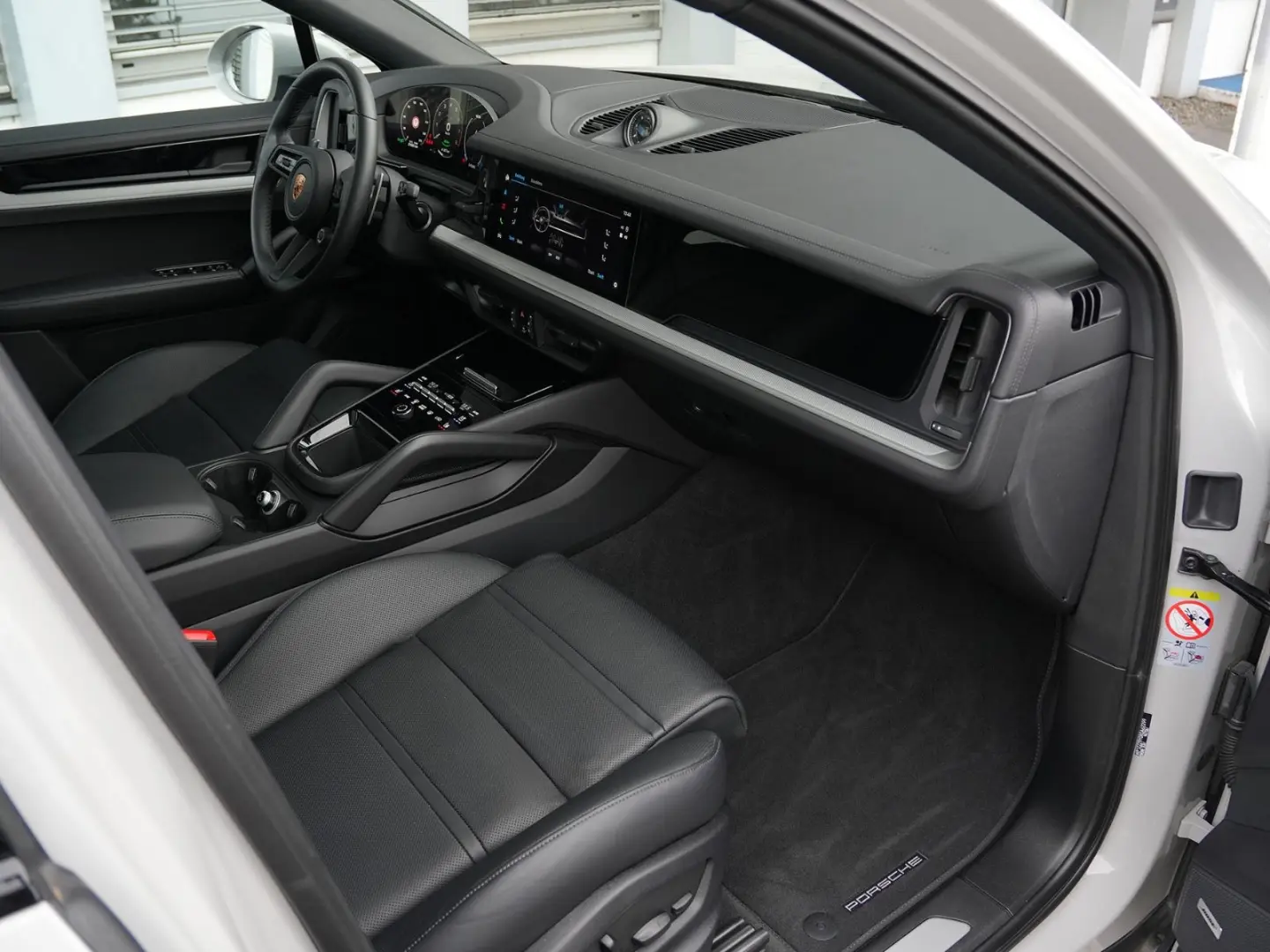 Porsche E-Hybrid Coupé INNODRIVE-LUFTF-PANO-MASSAGE