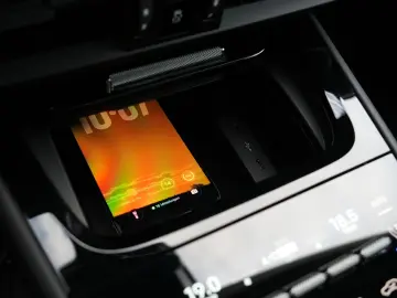 Porsche E-Hybrid Coupé INNODRIVE-LUFTF-PANO-MASSAGE