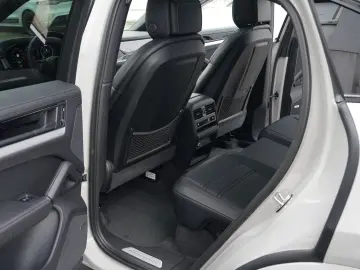Porsche E-Hybrid Coupé INNODRIVE-LUFTF-PANO-MASSAGE