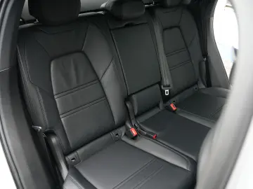 Porsche E-Hybrid Coupé INNODRIVE-LUFTF-PANO-MASSAGE
