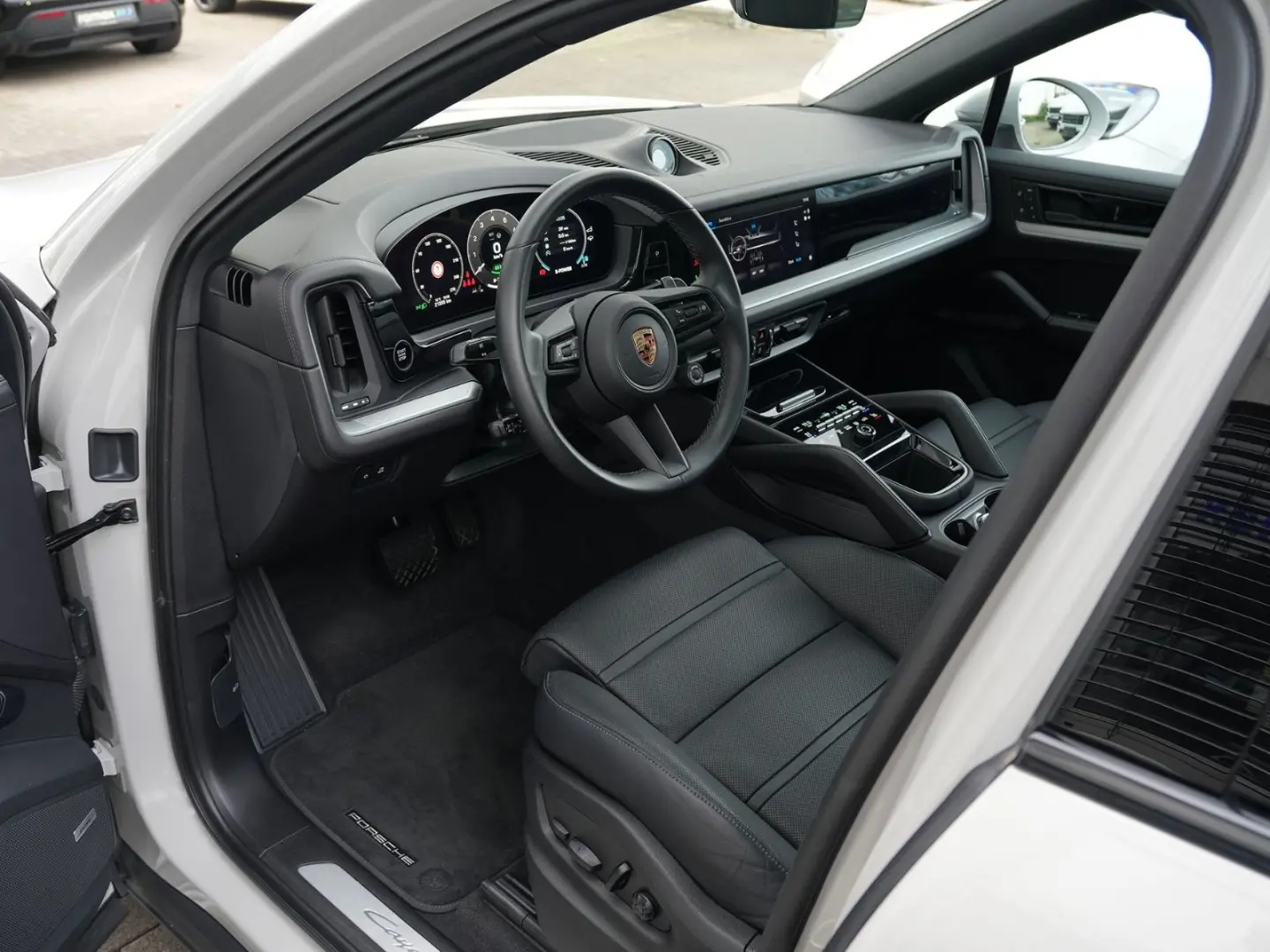 Porsche E-Hybrid Coupé INNODRIVE-LUFTF-PANO-MASSAGE