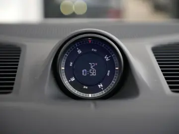 Porsche E-Hybrid Coupé INNODRIVE-LUFTF-PANO-MASSAGE