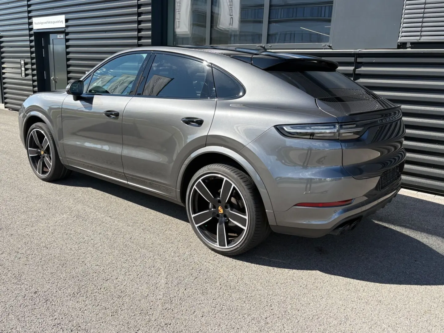 Porsche  Cayenne Coupe -PANO-INNO-BOSE-22 CLASSIK