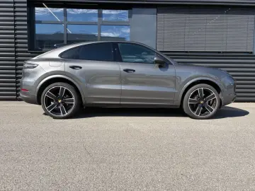 Porsche  Cayenne Coupe -PANO-INNO-BOSE-22 CLASSIK