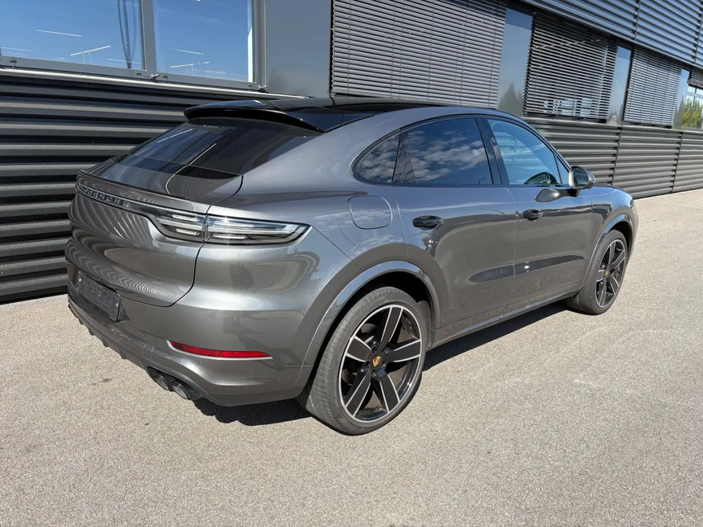 Porsche  Cayenne Coupe -PANO-INNO-BOSE-22 CLASSIK