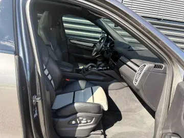 Porsche  Cayenne Coupe -PANO-INNO-BOSE-22 CLASSIK