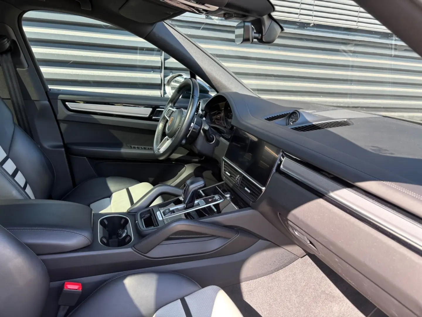 Porsche  Cayenne Coupe -PANO-INNO-BOSE-22 CLASSIK