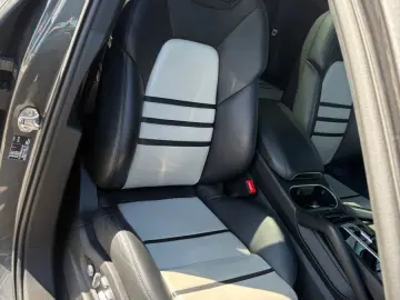 Porsche  Cayenne Coupe -PANO-INNO-BOSE-22 CLASSIK