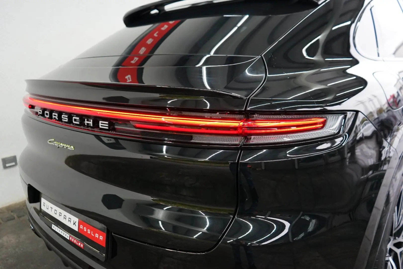 Cayenne Coupe E-Hybrid/SportDesign/P-Display/22z