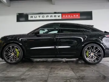 Cayenne Coupe E-Hybrid/SportDesign/P-Display/22z