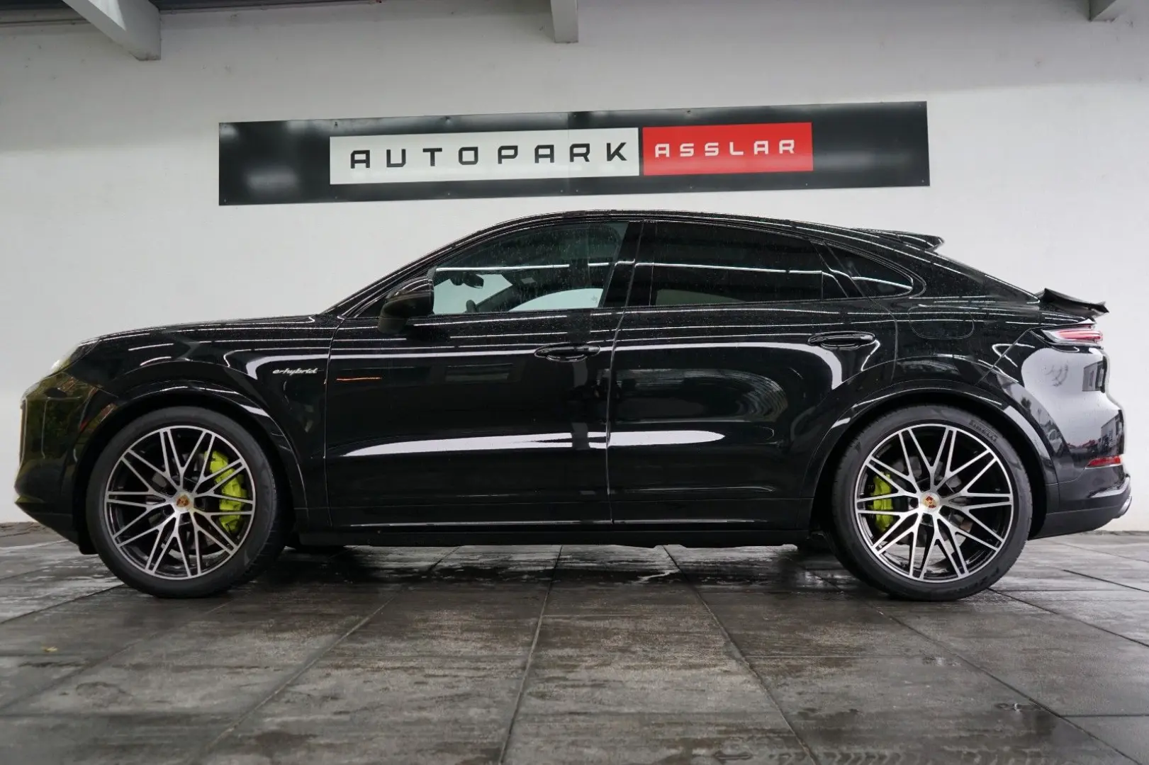 Cayenne Coupe E-Hybrid/SportDesign/P-Display/22z