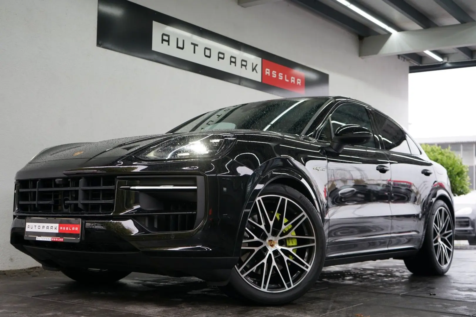 Cayenne Coupe E-Hybrid/SportDesign/P-Display/22z
