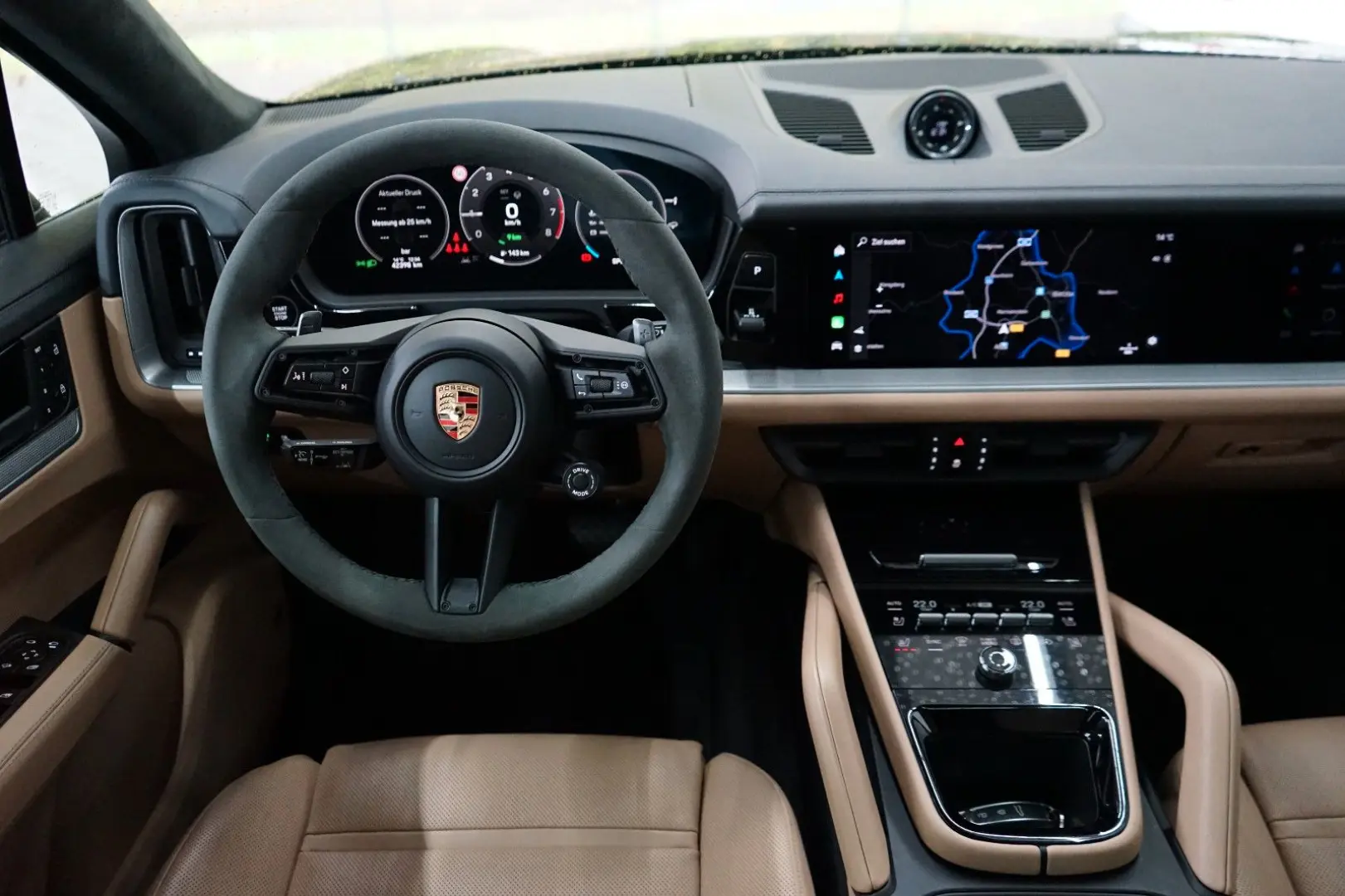 Cayenne Coupe E-Hybrid/SportDesign/P-Display/22z