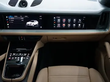 Cayenne Coupe E-Hybrid/SportDesign/P-Display/22z