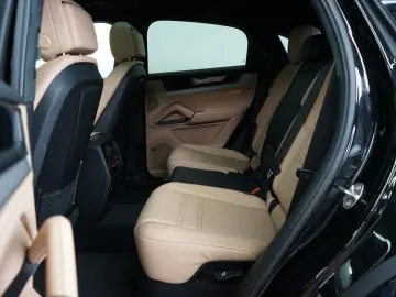 Cayenne Coupe E-Hybrid/SportDesign/P-Display/22z