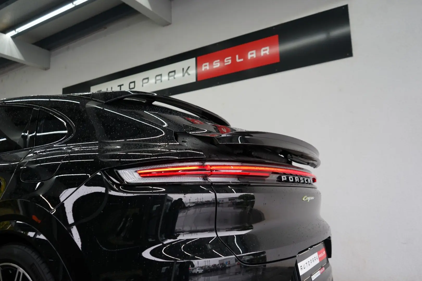 Cayenne Coupe E-Hybrid/SportDesign/P-Display/22z