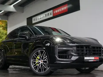Cayenne Coupe E-Hybrid/SportDesign/P-Display/22z