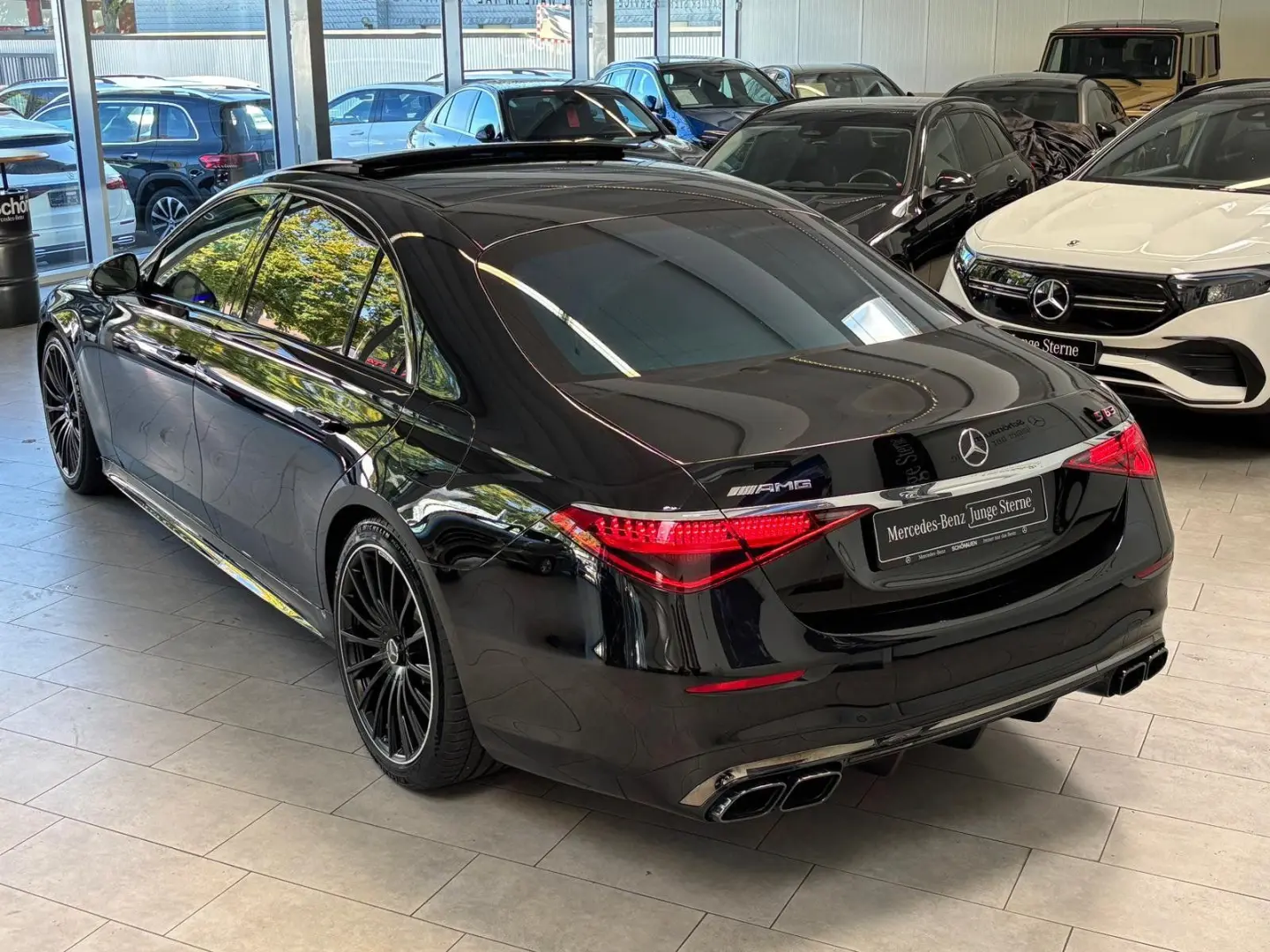 AMG S 63 E Perf. DRIVERS+PANO+HUD+DIGITAL+DISTR