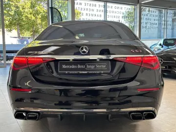 AMG S 63 E Perf. DRIVERS+PANO+HUD+DIGITAL+DISTR