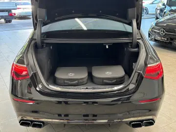AMG S 63 E Perf. DRIVERS+PANO+HUD+DIGITAL+DISTR