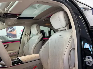AMG S 63 E Perf. DRIVERS+PANO+HUD+DIGITAL+DISTR