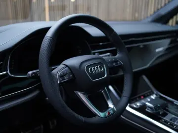 Q7 50 TDI S Line Matrix NightV HUD B&O AHK 7-SZ