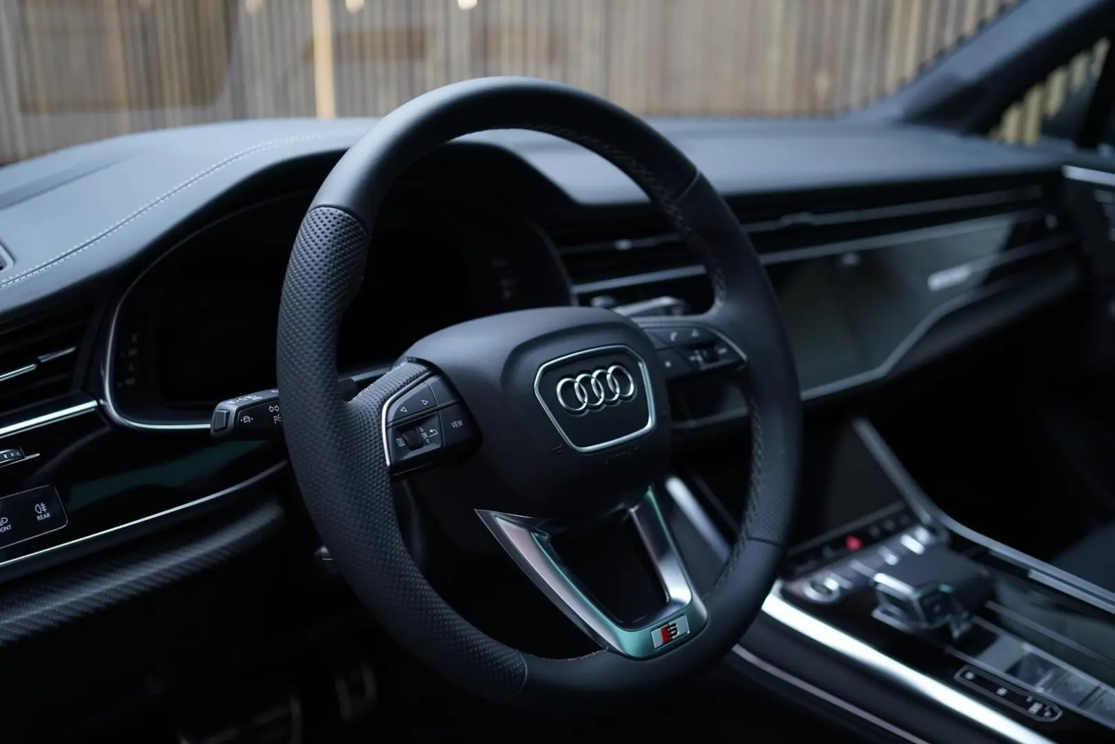 Q7 50 TDI S Line Matrix NightV HUD B&O AHK 7-SZ