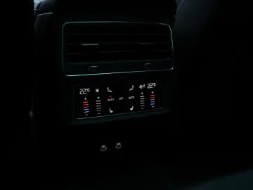Q7 50 TDI S Line Matrix NightV HUD B&O AHK 7-SZ