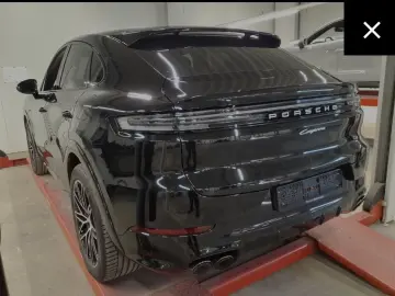 Porsche Cayenne Coupe E-Hybrid*SPORT DESIGN*INNO*BOSE