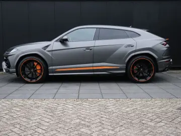 Lamborghini Urus 4.0 V8 Graphite Capsule   KERAMISCH   PANO