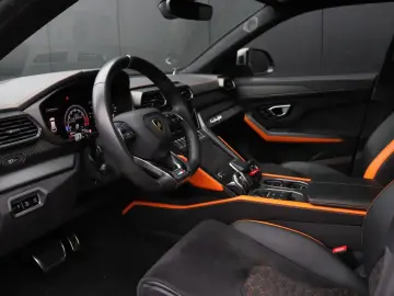 Lamborghini Urus 4.0 V8 Graphite Capsule | KERAMISCH | PANO