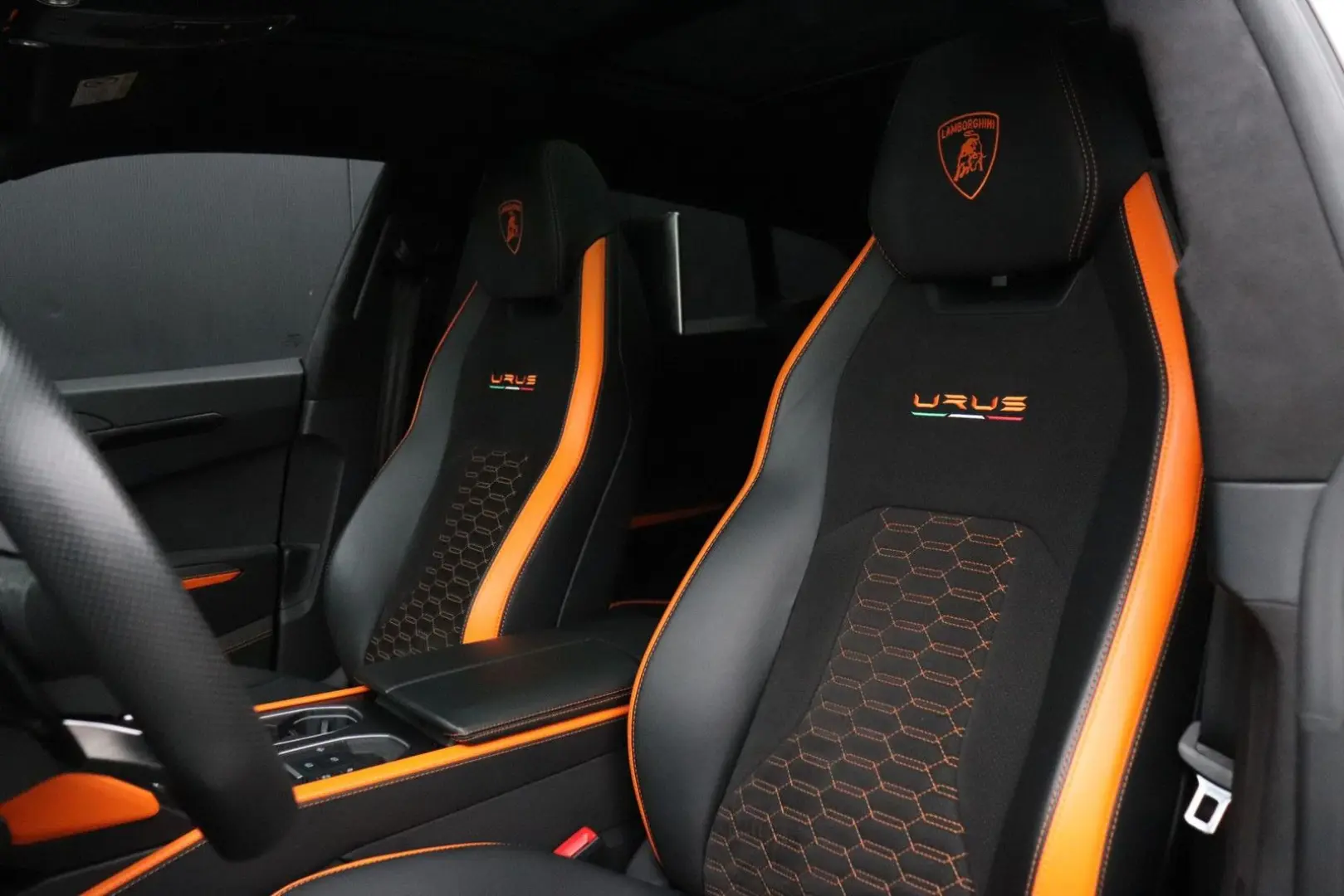 Lamborghini Urus 4.0 V8 Graphite Capsule | KERAMISCH | PANO