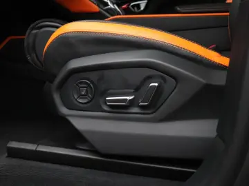 Lamborghini Urus 4.0 V8 Graphite Capsule | KERAMISCH | PANO