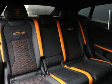 Lamborghini Urus 4.0 V8 Graphite Capsule | KERAMISCH | PANO