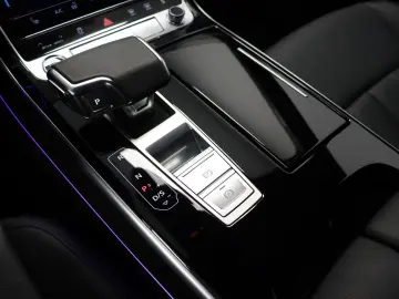 A8 50 TDI quattro tiptronic  Matrix Luft Pano LM
