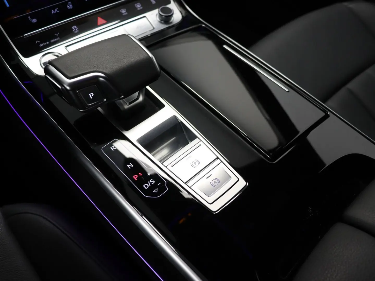 A8 50 TDI quattro tiptronic  Matrix Luft Pano LM