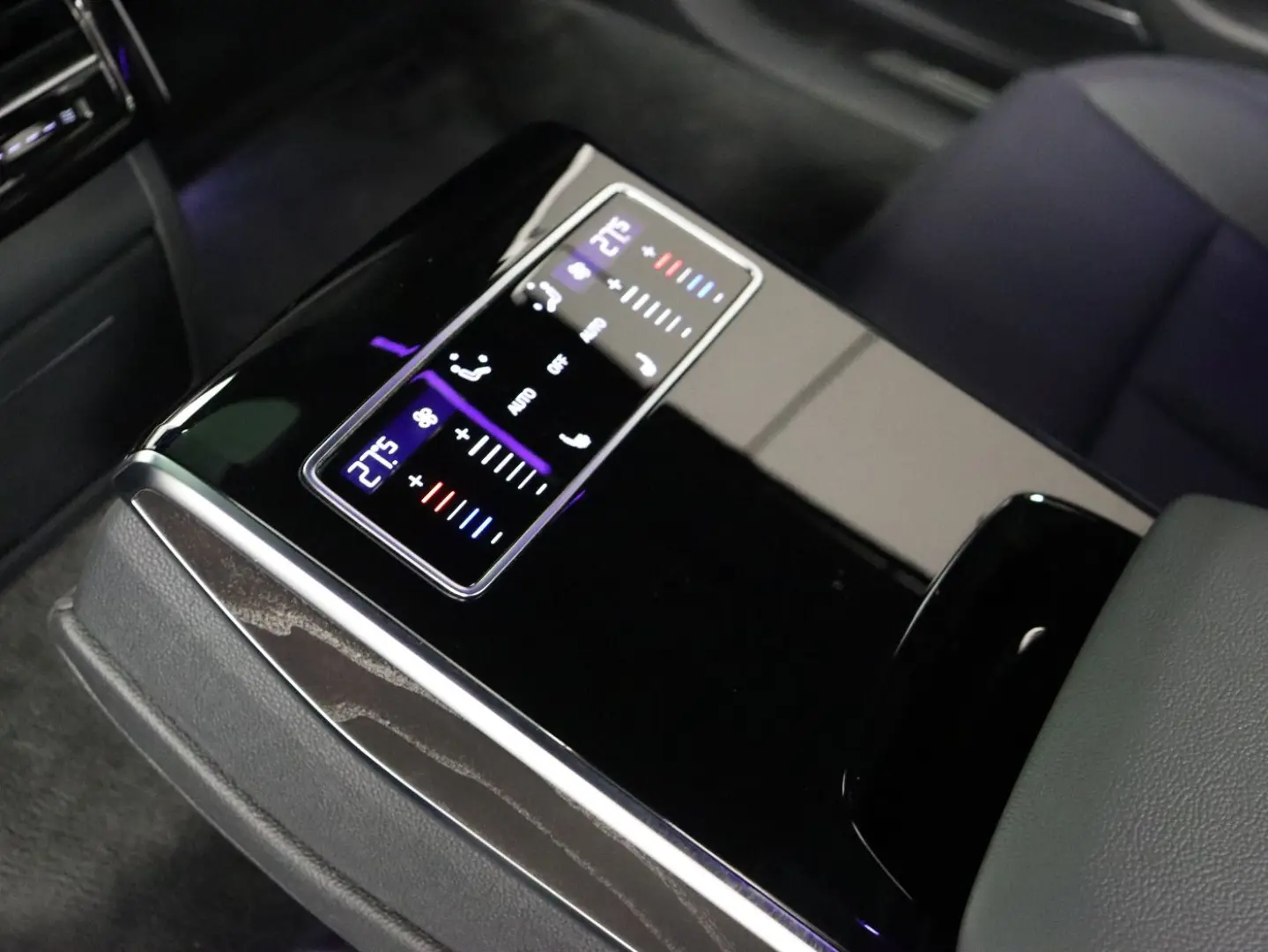 A8 50 TDI quattro tiptronic  Matrix Luft Pano LM