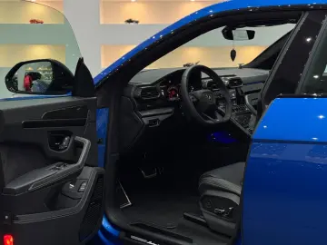 Lamborghini Urus 4.0 V8 Sport *Akrapovic