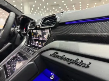 Lamborghini Urus 4.0 V8 Sport *Akrapovic
