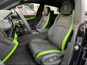 Lamborghini  Urus 4.0 V8 Sport