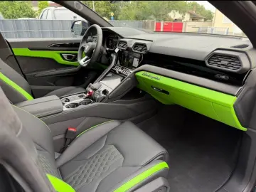 Lamborghini  Urus 4.0 V8 Sport