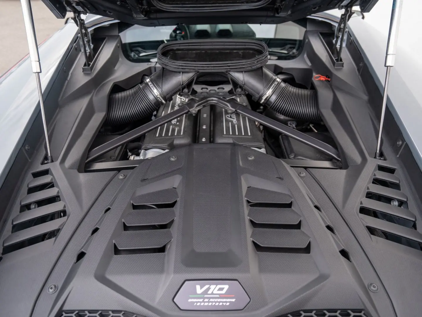 Lamborghini Huracán Sterrato GRIGIO TELESTO SPORT-SEAT SENSO