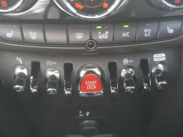 MINI Cooper Countryman Cooper 1.5  Classic Aut. LED Navi Tem